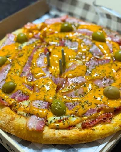Pizza cheddar